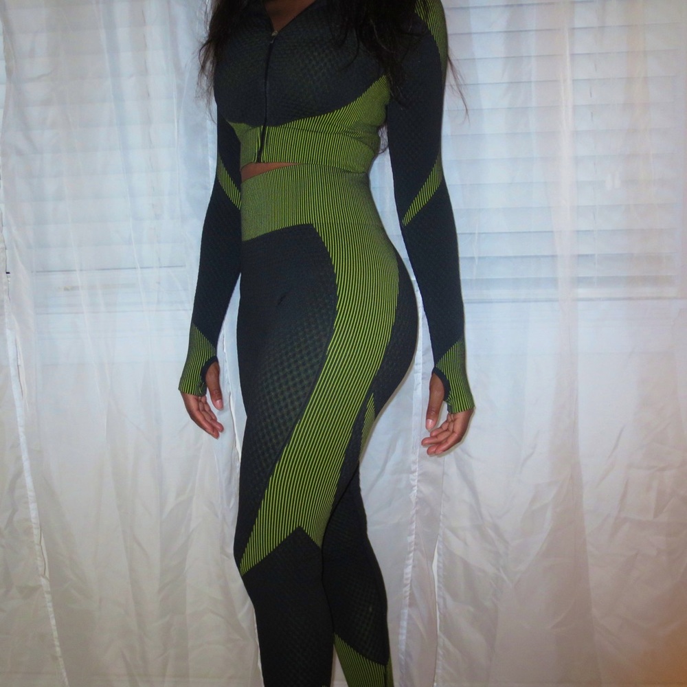 High Waisted Workout Matching Set Top & Leggings